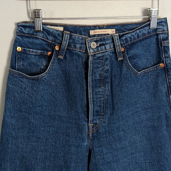 Levi's Ribcage Straight Jeans - Picture 5 of 7